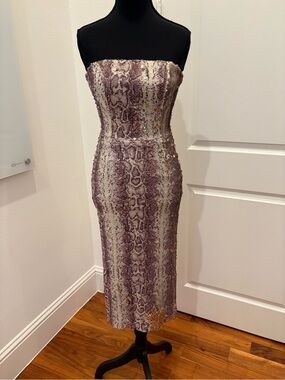 Strapless Snake-Print Sequin Midi Dress in Dusty Mauve Size XS